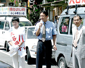 市長選挙の第一声で