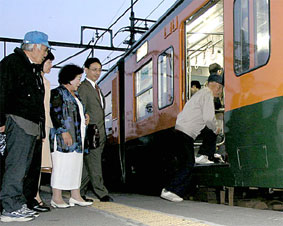 JR�Q�n���Љw������z�[���ɂ�