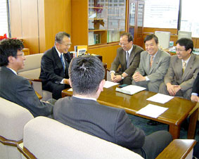 ���ݍ��ۂ̈琬�E�������\�\���J�A�����Ȃɗv��