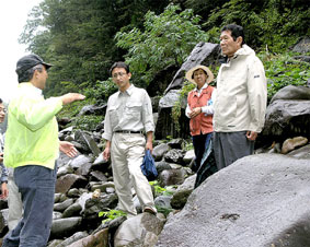 �_���T�C�g�\��n�Ő������󂯂遁9��24���A�Q�n�E���쌴��