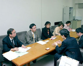 �_�C�G�[�X�܂̕��E���p���Ő����󂯂�