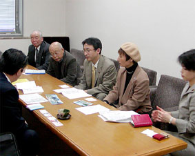 ��ʁE����s�̓��H�g�����ɂ��č����Ȃ������