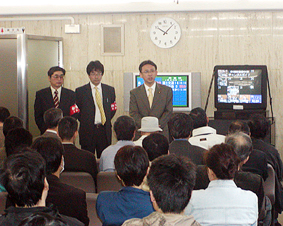 �X�Y�J�́u�X�����c���@�Ĕ��΁v�c�ʏW��ł�������