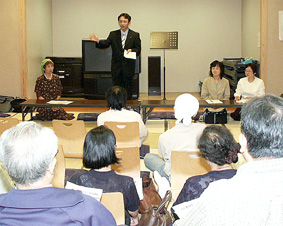 ��ʁE����s�̎s�c��񍐂ɎQ��