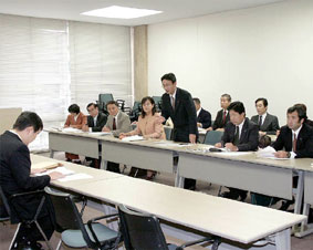 ���y��ʏȂւ̗v��