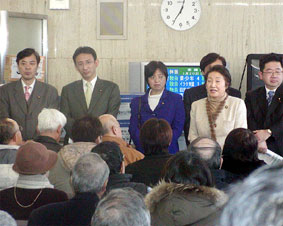 ����E��ÂȂǂ̉����ɔ��΂��鏐����o�̋c�ʏW��ɏo��