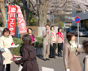 ��ʁE�}�J���Ҍ㉇��̌����O��`�ɎQ��