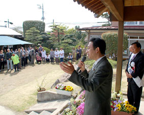 �Q�n�E�ɐ���s�c�I�̍����łR���̉�����