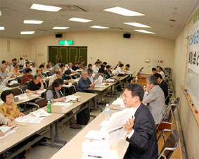 ���v�V���̌o�ϖ��V���|�ɏo��