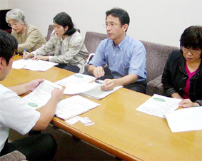 ��ʁE�O�F���̊։z�����ԓ��O�F�p�[�L���O�G���A�A�X�}�[�g�h�b���ō����Ȃ�������󂯂�