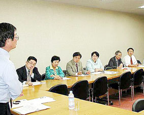 �}�c���c�Ƃ��Ăi�l�h�t�ψ����E�S�J�A���c���̐��F�Ύ�������܂˂��āu�J���@�������v���̕׋�����J��