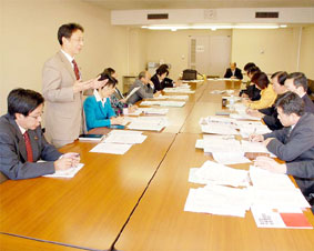 �k�֓��S���̌��ψ����E�Q�@�\����̕������ƍ���c���Ƃ̍��k�ɏo��