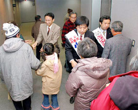 �Ȗ؁E�ߐ{���̉�����ői��