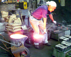 ����E�f�`�ގY�Ɗ֘A�H���