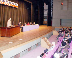 ��ʌ��ψ���̉�c�ł�������