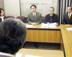 �������܎Љ�ی��Z���^�[�������Ŏs���̗v���ɓ���