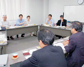 ���R�P�[�u���e���r