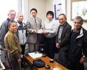 ��ʓy������v�����󂯍��k