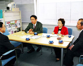 ���H��c���A����