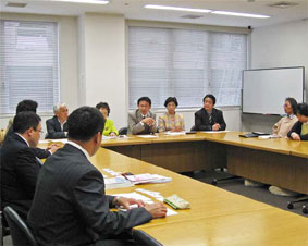 �����S���ɐ\������