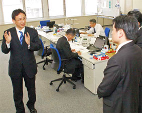 �n�f�W�ڍs���^��ʃe���r��M�Ҏx���Z���^�[�i�f�W�T�|�j��K��