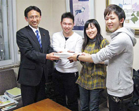 �Q�n����A�̐V���E������v�����󂯍��k