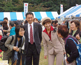 ��ʁ^����s���t�F�X�e�B�o���ɎQ��