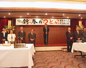 �}��ʌ��ψ���̊��т炫