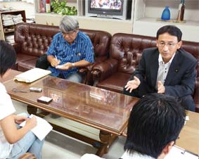 �����ŋL�҉